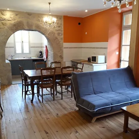Avec Vue Panoramique Sur La Truyere Apartment
