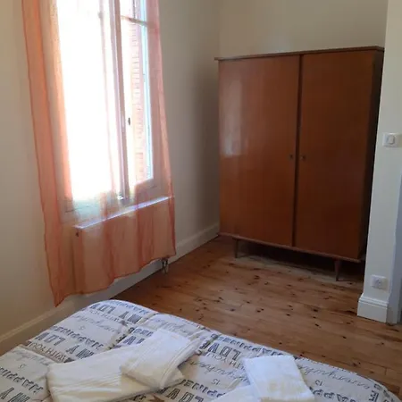 Avec Vue Panoramique Sur La Truyere Entraygues-sur-Truyere