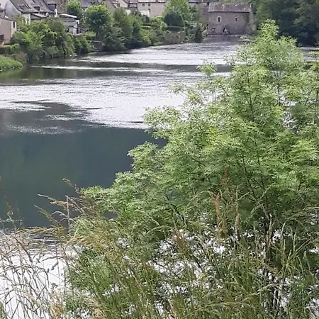 Avec Vue Panoramique Sur La Truyere Entraygues-sur-Truyere