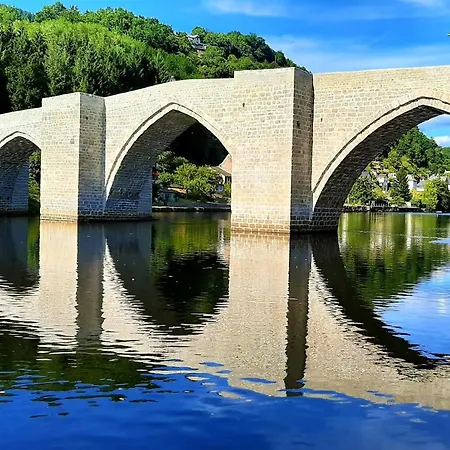 Apartment Avec Vue Panoramique Sur La Truyere