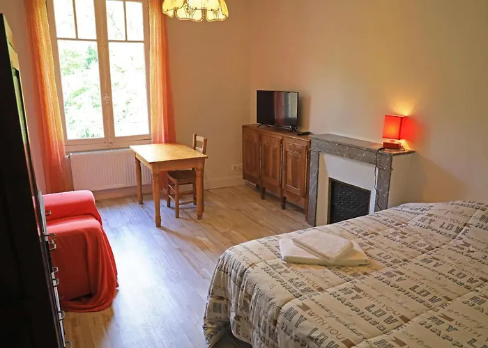 Avec Vue Panoramique Sur La Truyere * Entraygues-sur-Truyère