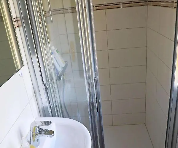 Avec Vue Panoramique Sur La Truyere * Entraygues-sur-Truyère